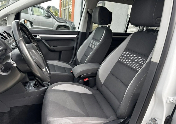 Volkswagen Touran cena 41900 przebieg: 174900, rok produkcji 2014 z Białystok małe 301
